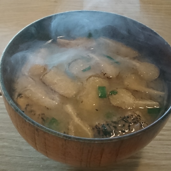 大根おろしと油揚げの味噌汁